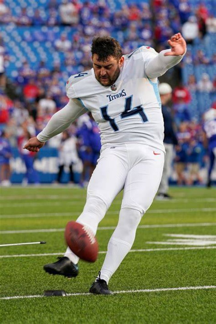Randy Bullock 2022 Net Worth, Wife, Salary & Contract